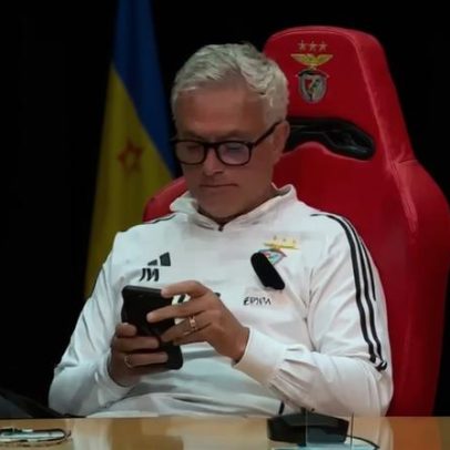 Mourinho provoca gargalhadas na sala de imprensa antes da conferência