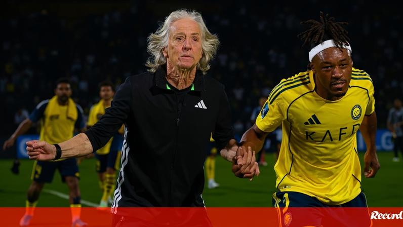 Difícil é chegar às decisões: Jorge Jesus escreve no Record