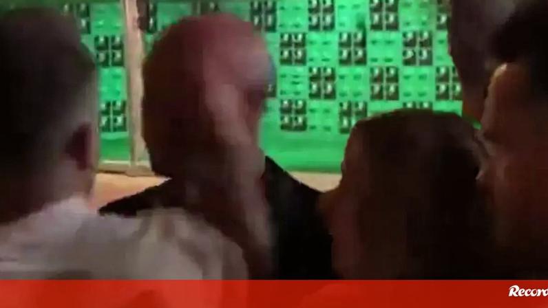 Michael van Gerwen envolvido numa confusão num bar e agredido