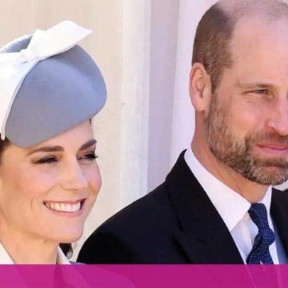 Três pessoas dormem na cama dos Príncipes de Gales