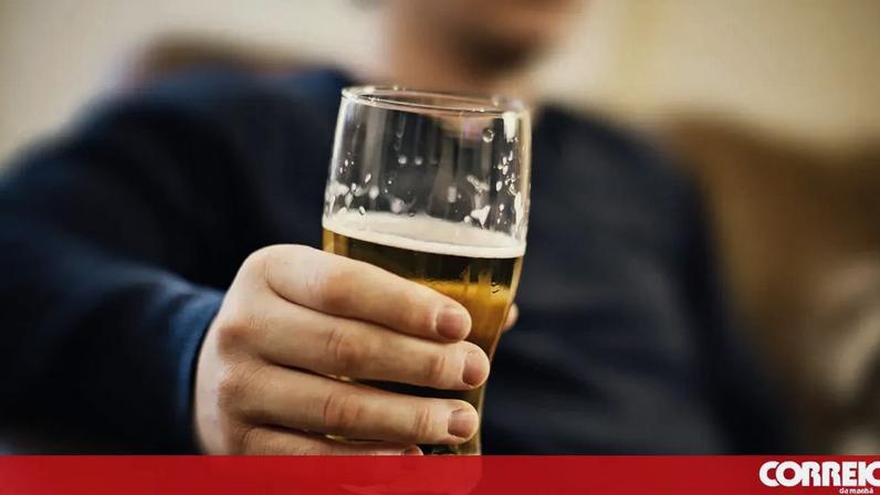 Consumo de álcool em estádios será testado no futebol profissional