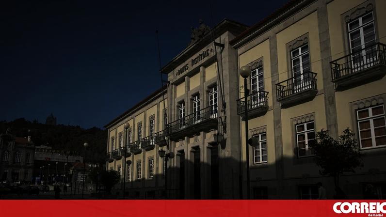 Populares detêm três menores após furto de telemóvel em Viana do Castelo