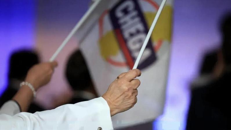 Bandeira Chega