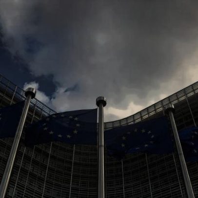 UE gasta 27 mil milhões a mais em combustível em dois meses de conflito