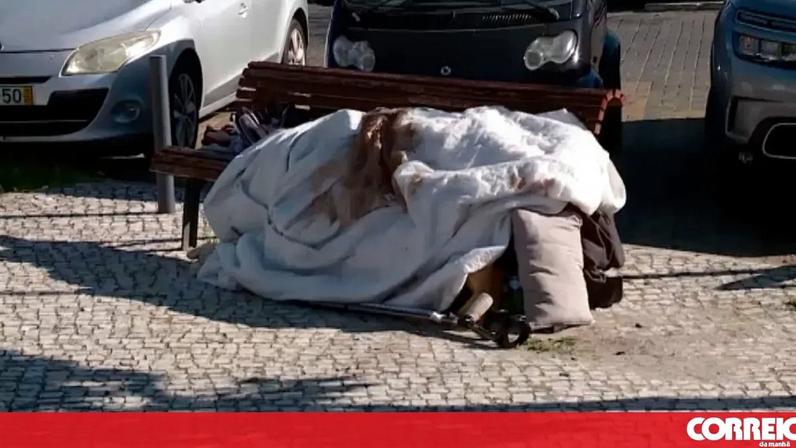 Homem com perna ferida e braço partido permanece 6 dias num banco de jardim