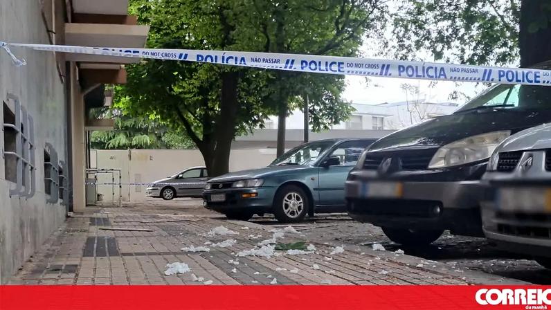 Jovem detido em Braga após destruir apartamento e ter catana na mão