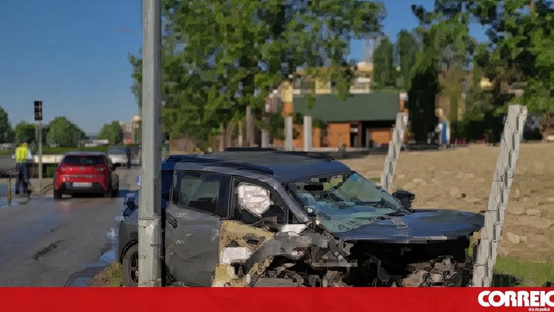 Despiste aparatoso deixa um ferido e corta circulação na variante do Fojo