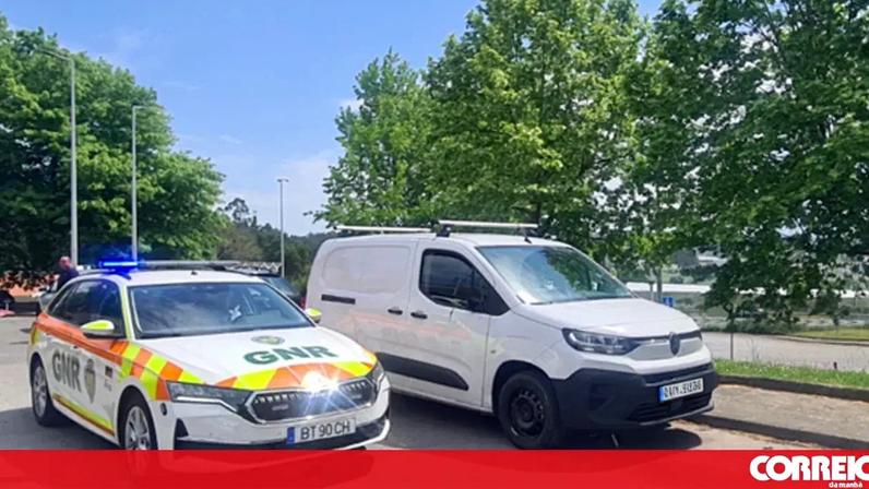Carrinha furtada foi recuperada pela GNR