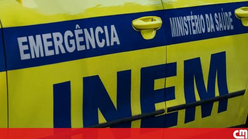 Óbito confirmado no local por uma equipa da VMER e o corpo foi transportado para o Instituto de Medicina Legal de Coimbra.