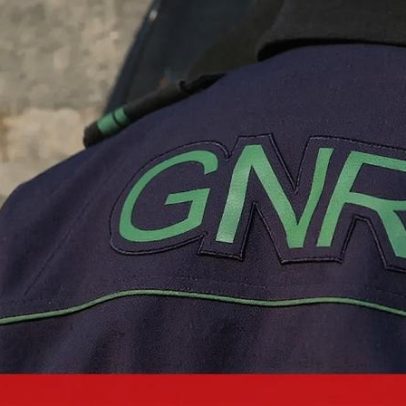 Três detidos em desacatos junto ao tribunal de Ponte de Sor; GNR agredido