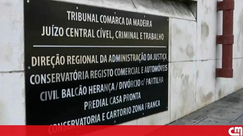 Ex-futebolista de 29 anos condenado a oito anos por transportar droga para Madeira
