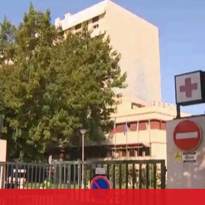 Cadela arranca dedo a homem; operação só após 25 horas