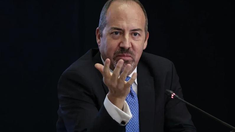 Governador do Banco de Portugal teve de desfazer-se de ações que comprou quando já estava no cargo