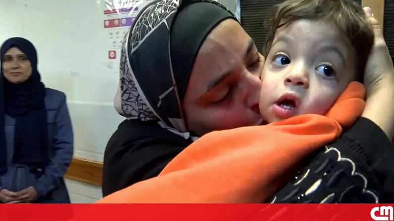 Bebés retirados há dois anos devido à guerra regressam a Gaza
