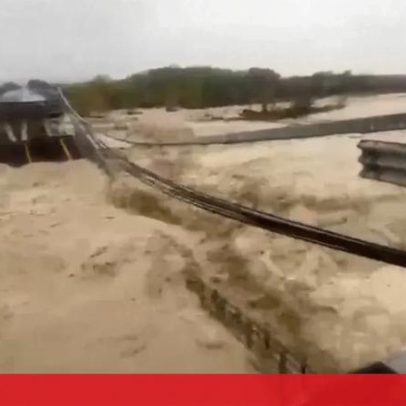 Ponte que liga duas regiões de Itália colapsa, imagens impressionantes