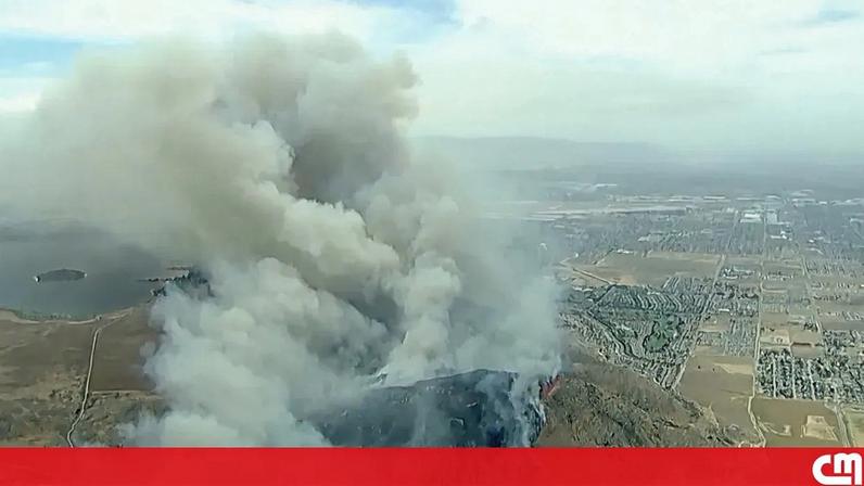 Incêndio de rápida propagação no sul da Califórnia é captado por imagens aéreas
