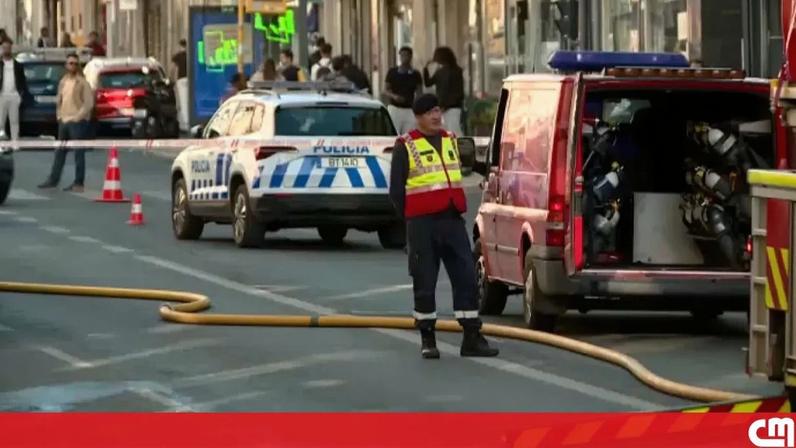 Incêndio deflagra em prédio na zona de Arroios, Lisboa