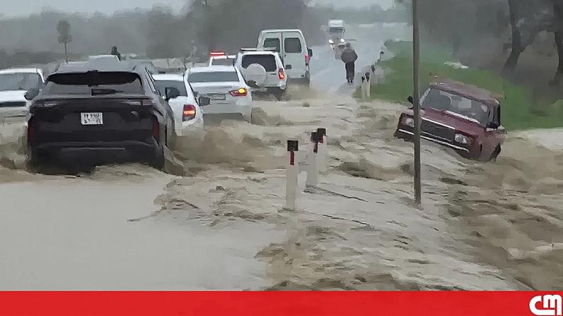 Imagens mostram cheias e estragos provocados por chuvas intensas na Rússia