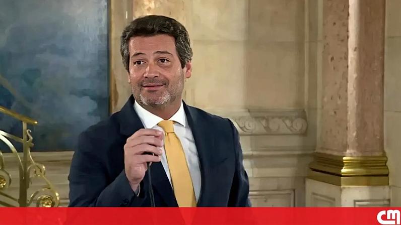 André Ventura surge com olho negro e fala em contratempo