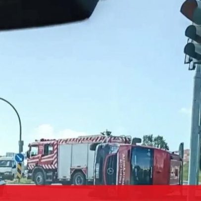 Três feridos em colisão entre carrinha e ambulância no Barreiro