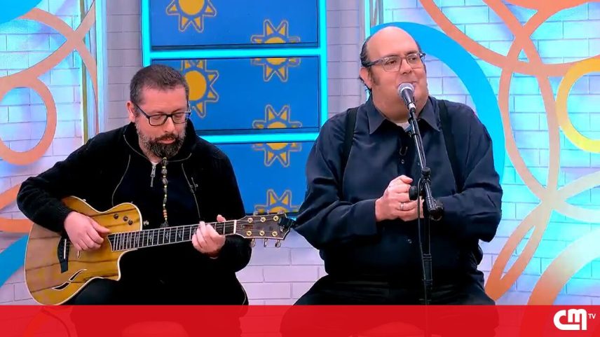 Miguel Dias e Carlos Pires apresentam parte do musical de comédia Ai que Nervos