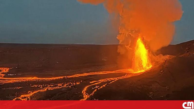 Vulcão Kilauea, no Havai, voltou a entrar em erupção, esta quinta-feira, expelindo lava a mais de 200 metros de altura.