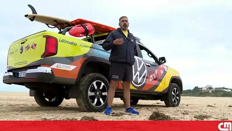 Fuzileiros da Marinha resgatam crianças em praia do Algarve
