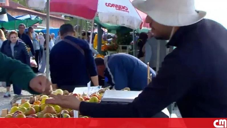 Vendedores no Mercado de Olhão dizem não conseguir evitar subida dos preços face ao conflito no Médio Oriente