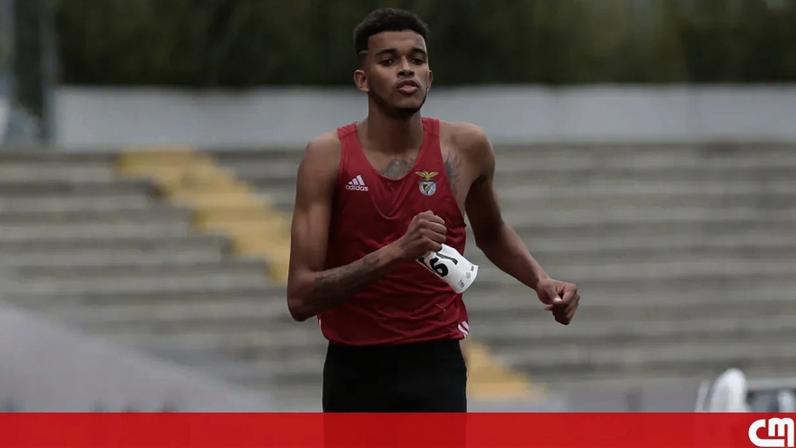 Treinador diz que Etson Barros está em coma induzido com prognóstico reservado