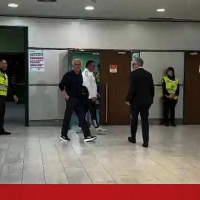 Mourinho reage a insultos no Hall VIP de Alvalade