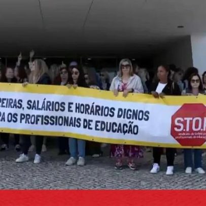 Professores protestam contra amianto presente em escolas do Seixal