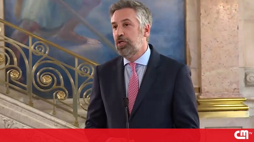 Regresso de Pedro Nuno deixa bancadas no Parlamento sem pessoas com deficiência