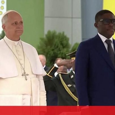 Papa Leão XIV deixa a Guiné Equatorial após viagem de 11 dias pela África