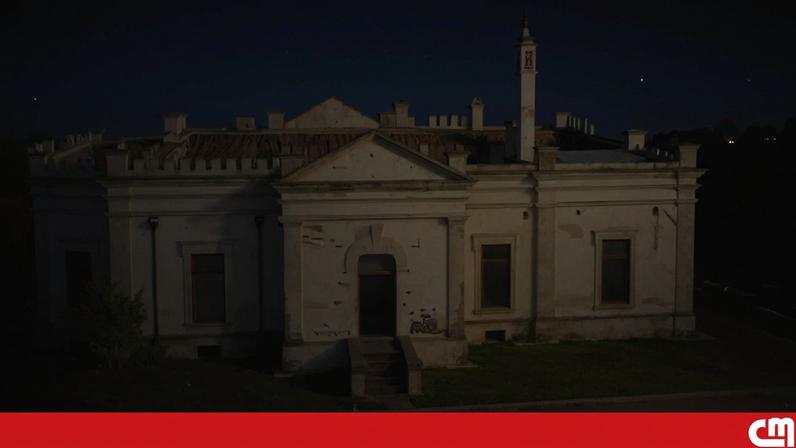 Palácio da Fonte da Pipa, em Loulé, abandonado, com vandalismo e ocupações