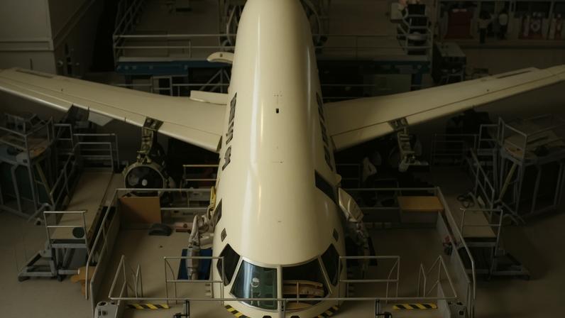 Governo avança com fábrica da Embraer em Beja para aeronaves Super Tucano