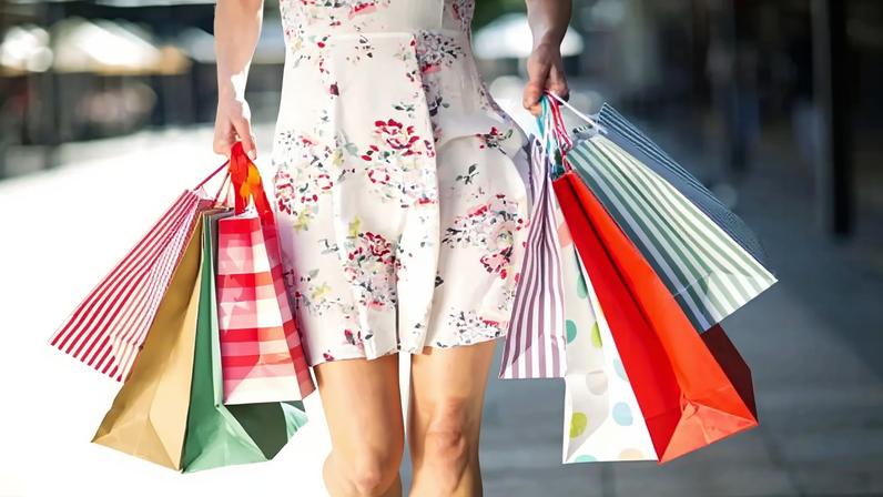 Eurodeputada Lídia Pereira propõe selo de qualidade para finfluencers