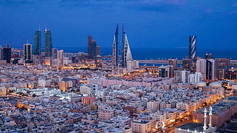 Bahrein reabre espaço aéreo encerrado desde o início da guerra