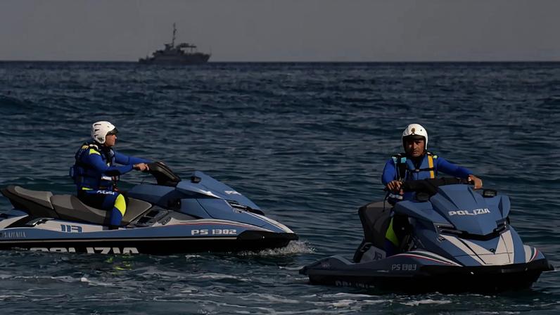 Polícia Marítima interceta 35 migrantes numa ilha grega