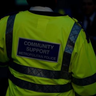 Sinagoga em Londres sofre tentativa de incêndio; suspeitos fogem