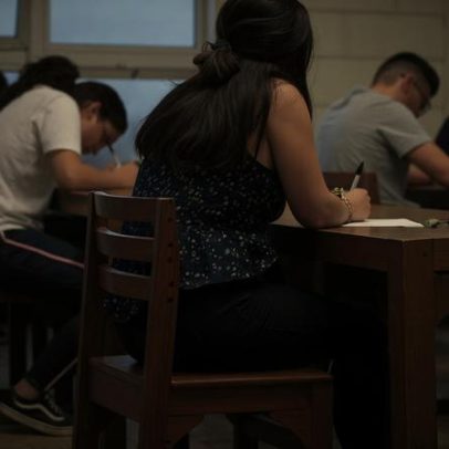 Taxa de conclusão do ensino secundário cai 10,7 p.p. em 2024/25