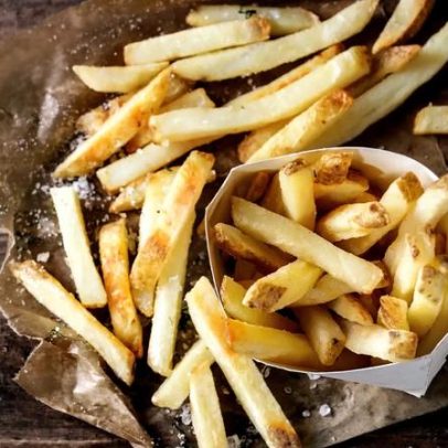 ASAE apreende aperitivos e batatas fritas em ação contra tóxico na confeção