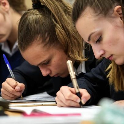 Menos diplomados em cursos técnicos superiores prosseguem os estudos