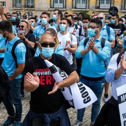 Polícias protestam junto ao Primeiro-Ministro contra cortes nas reformas