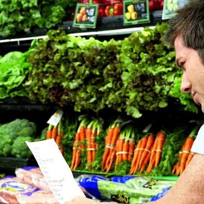 PS propõe reduzir impostos nos combustíveis e IVA zero no cabaz alimentar