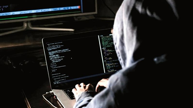 Alerta sobre a falta de espiões nas secretas