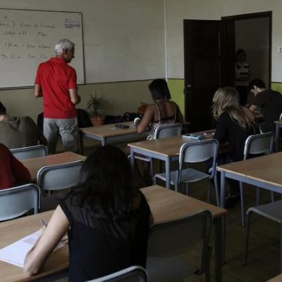 Sindicatos e Governo retomam negociações sobre o futuro dos professores