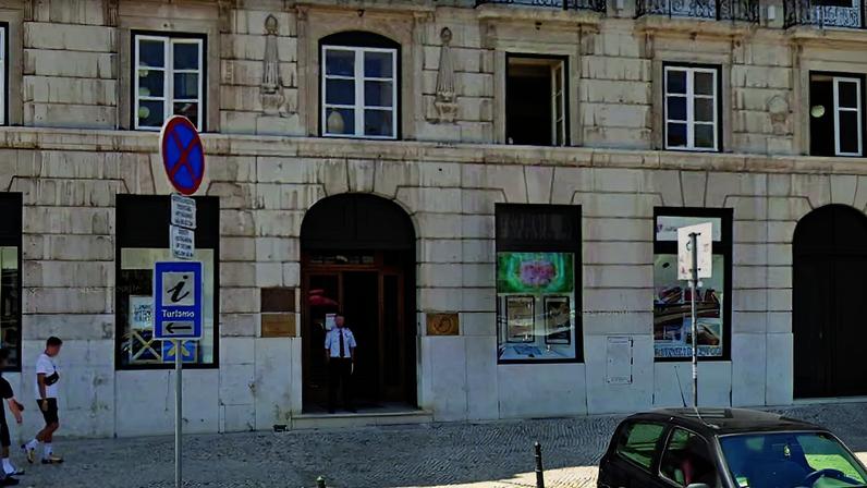 Fachada da CCPJ no Palácio Foz, em Lisboa