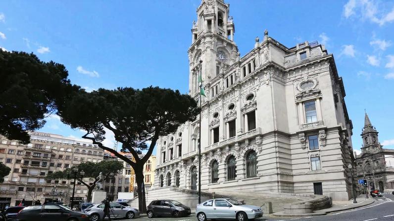 Ordem dos Arquitectos pede reunião da Câmara do Porto sobre Edifício Transparente