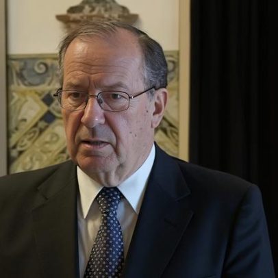 Representante da Madeira promulga últimos diplomas antes de cessar funções