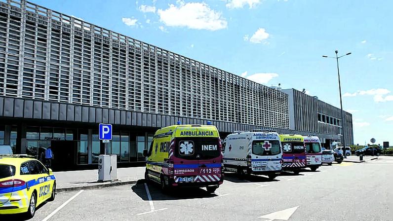 Mulher foi transportada para o Hospital de Braga, em estado grave